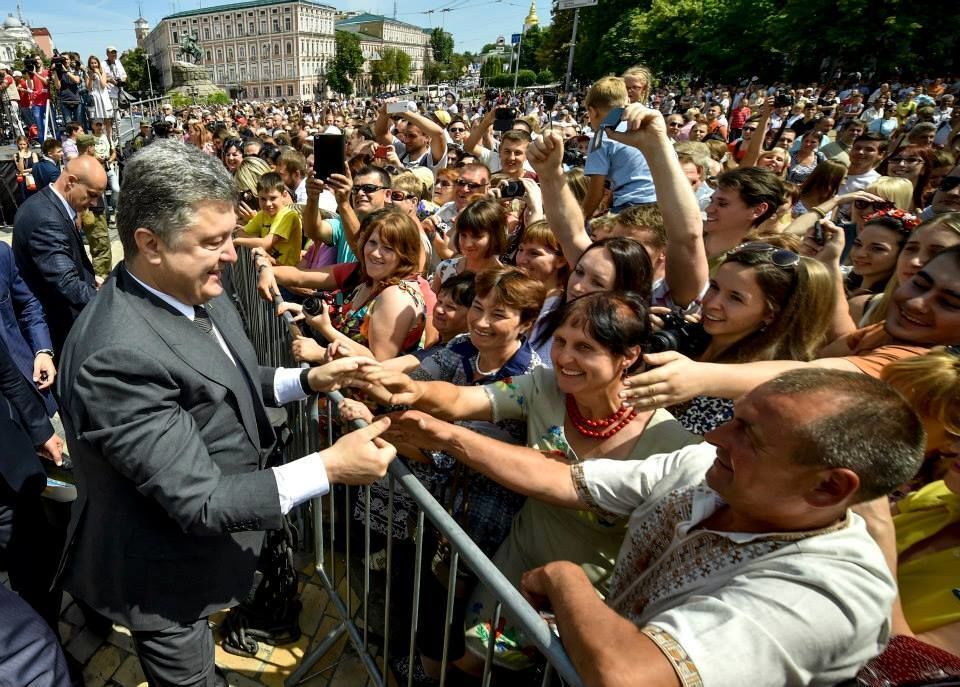 Деятельность Порошенко в июле: опубликован фотоотчет