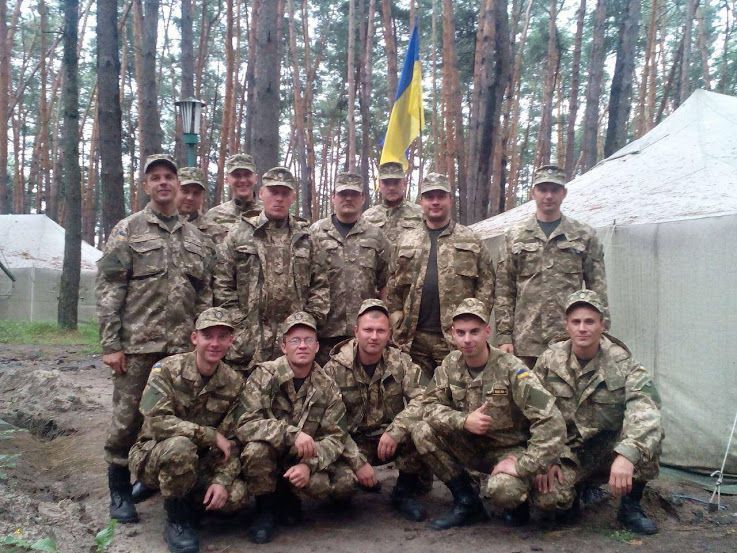 Известный украинский комментатор сенсационно ушел в армию: военные фото