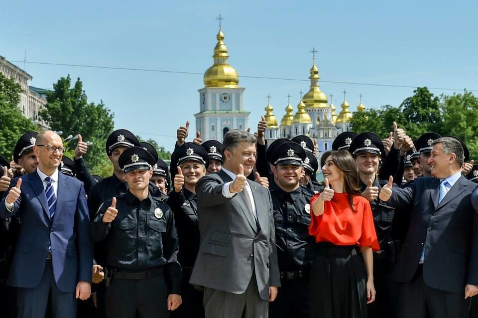 Діяльність Порошенка в липні: опублікований фотозвіт