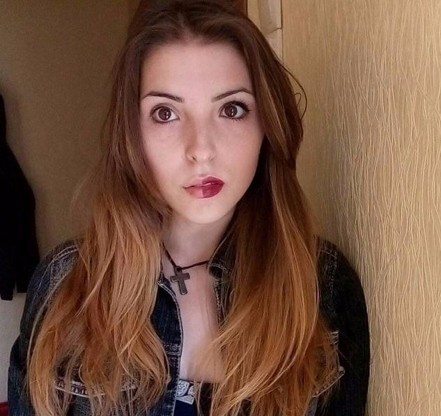 Флешмоб "Сила макіяжу" докотився і до України: фото красивих половинок