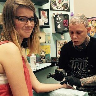 Это не конец: почему люди во всем мире делают тату "точка с запятой"