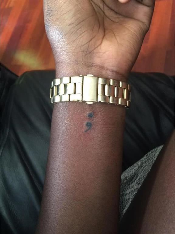 Это не конец: почему люди во всем мире делают тату "точка с запятой"