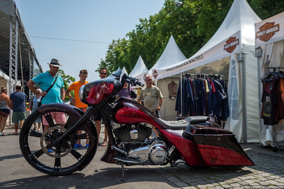 Фестиваль владельцев Harley-Davidson в Швейцарии
