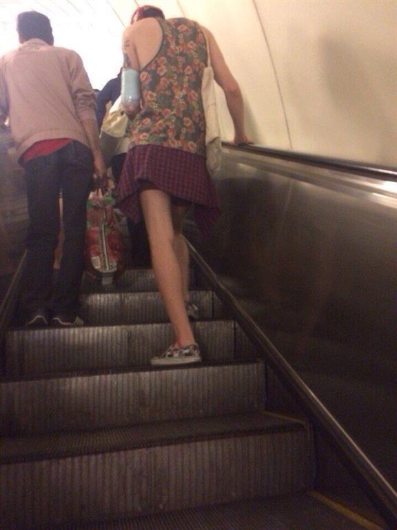  Самые яркие модники петербургского метро: бабушки из 19 века, кокошники и ковбои