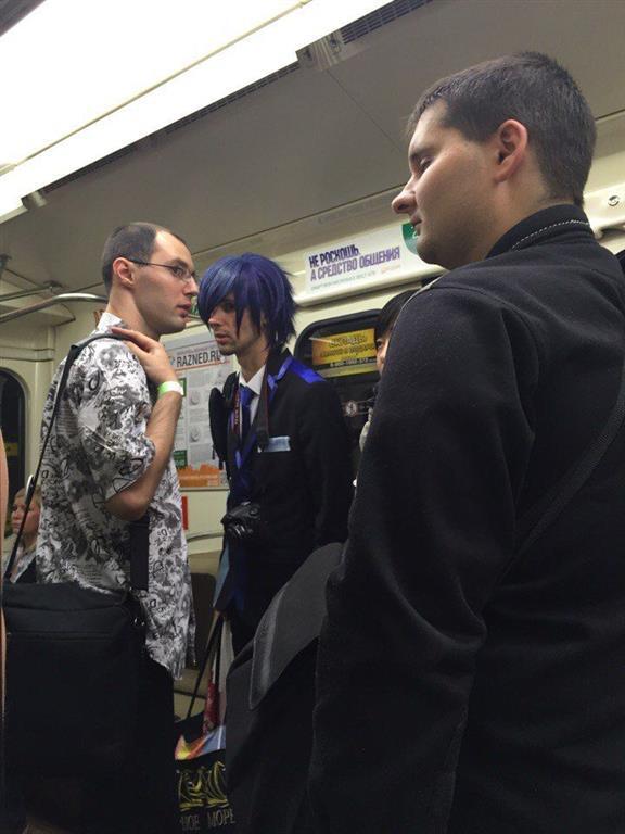  Самые яркие модники петербургского метро: бабушки из 19 века, кокошники и ковбои