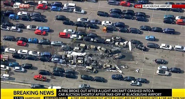 СМИ показали фото и видео гибели самолета с семьей бен Ладена