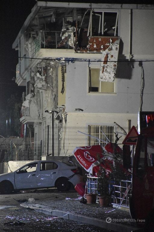 Спецназ и перестрелки на улицах: опубликованы подробности терактов в Турции