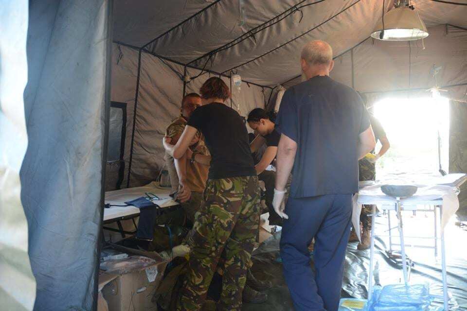 Медики рассказали о потерях сил АТО под Волновахой: опубликованы фото