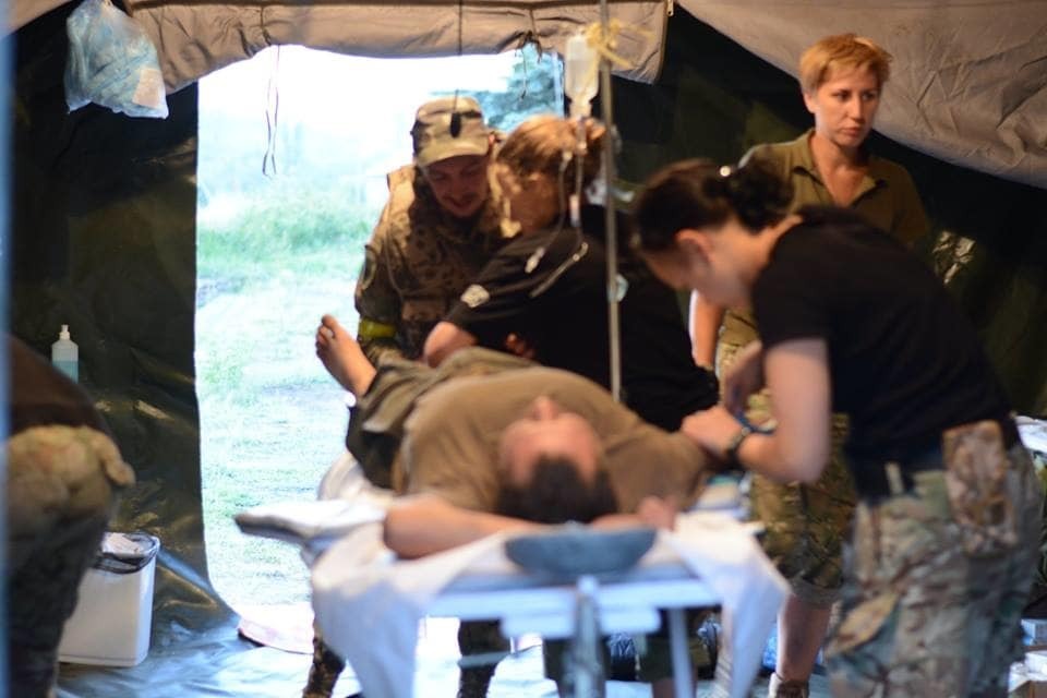 Медики розповіли про втрати сил АТО під Волновахою: опубліковані фото