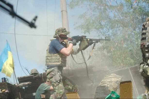 У пам'яті назавжди: у Києві відкрилася фотовиставка про боротьбу за Іловайськ