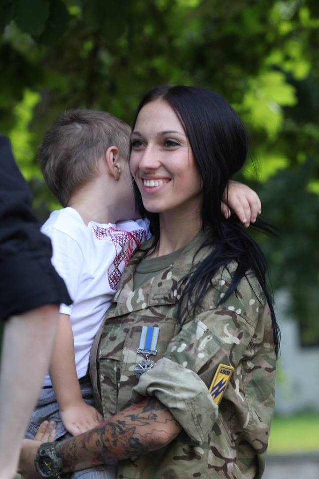 Жіноча сповідь про війну: медик врятувала 100 життів і пройшла Іловайськ - фото 4