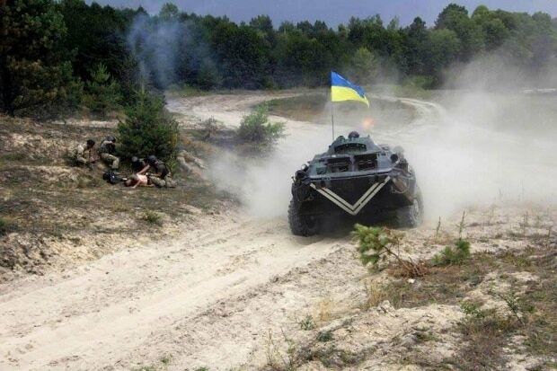 Инструкторы из Англии показали украинским солдатам, как воевать: опубликованы фото