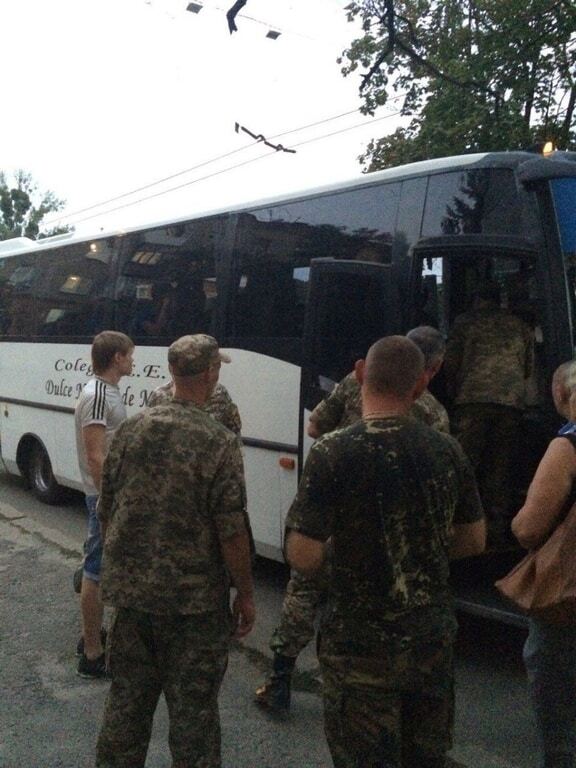 Военкоматы продолжили "сафари" на улицах Харькова: фотофакт
