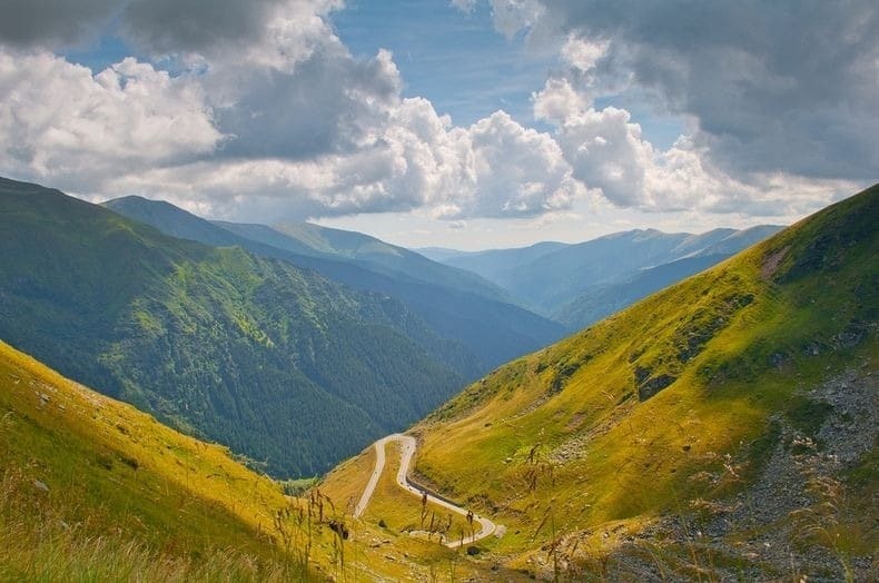 12 гарних iдей для незабутнього вiдпочинку в Карпатах на вихiднi