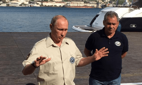 "Г... не тонет!": Путин всплыл после погружения в Черное море