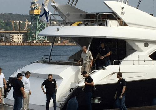 "Г... не тонет!": Путин всплыл после погружения в Черное море