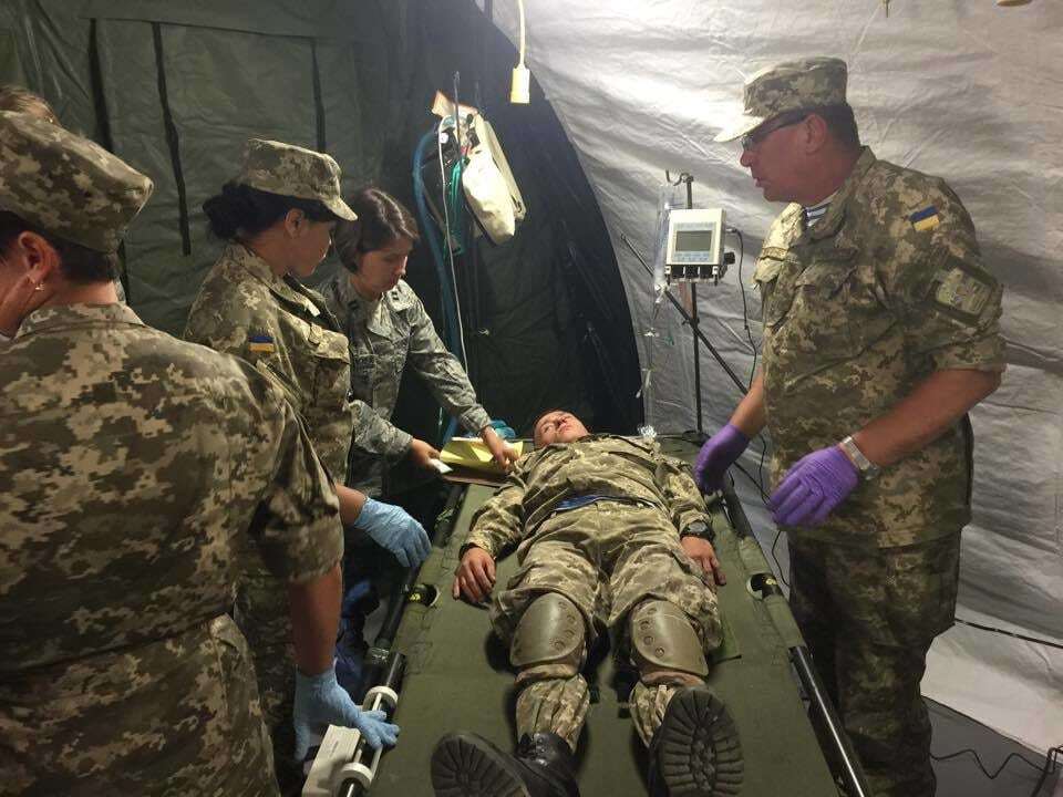 США подарили Украине госпиталь на три тысячи военных: фотофакт