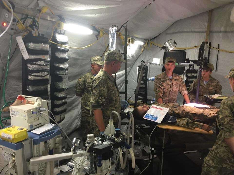 США подарили Украине госпиталь на три тысячи военных: фотофакт