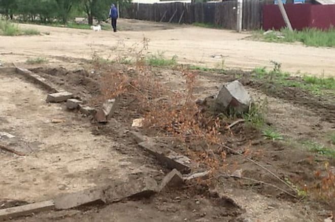 В России пьяные вдрызг военные устроили "автородео" на угнанном БТР: фотофакт