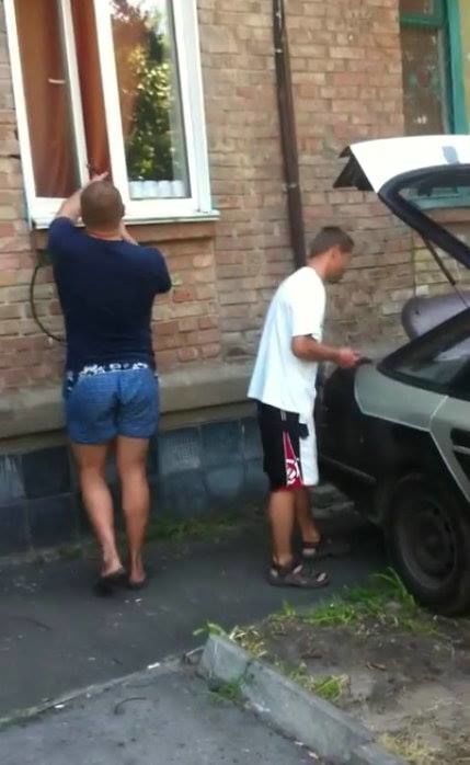 В Киеве переселенец устроил соседям "газовую атаку"
