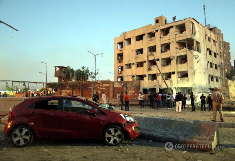 Потужний вибух шокував Каїр, близько 30 людей поранено: опубліковані фото і відео