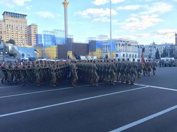 В Киеве репетиция парада ко Дню Независимости: опубликовано фото и видео