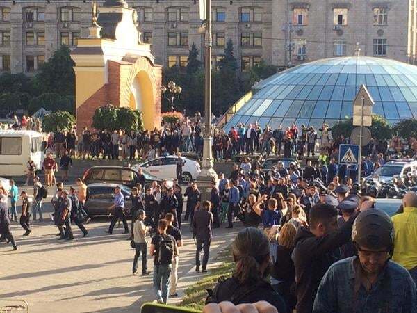 Хроника фанатских драк на Майдане: задержаны десятки хулиганов, есть пострадавшие