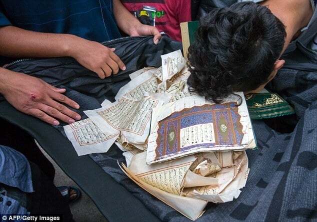 У Німеччині 17 людей постраждали через Коран в унітазі