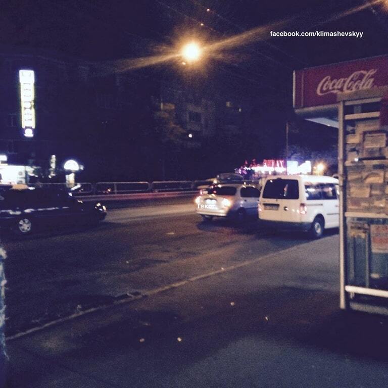 У Києві таксист збив пішохода-порушника: фото з місця ДТП