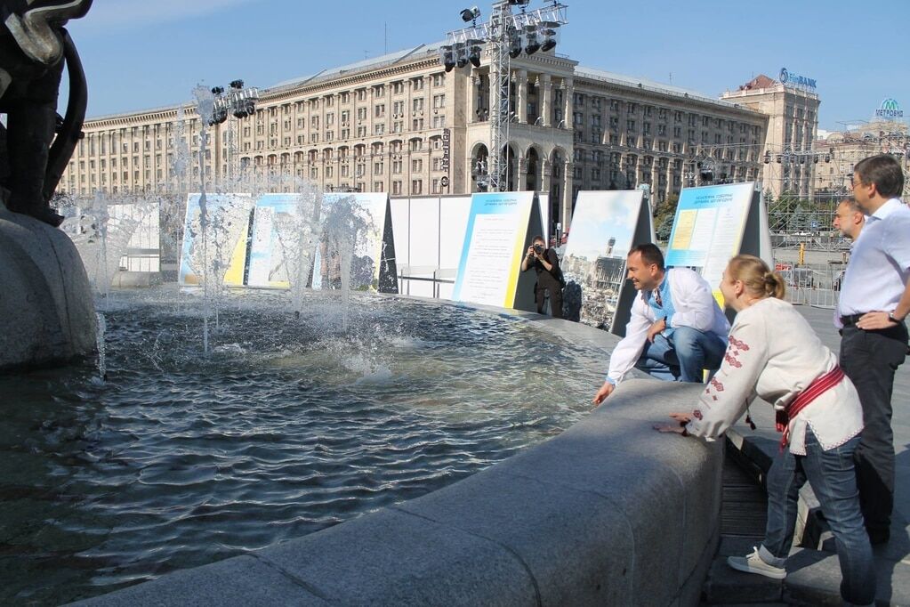 В Киеве на Майдане запустили фонтаны: опубликованы фото