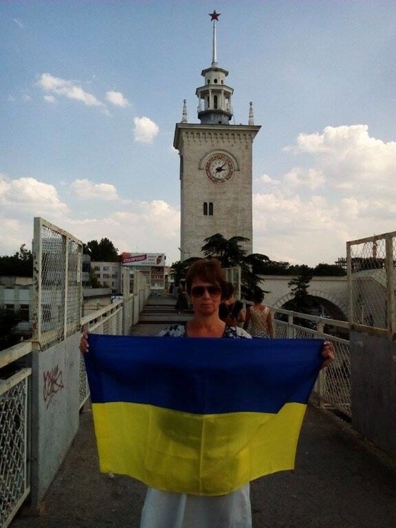 День флага Украины отметил и оккупированный Крым: фотофакт