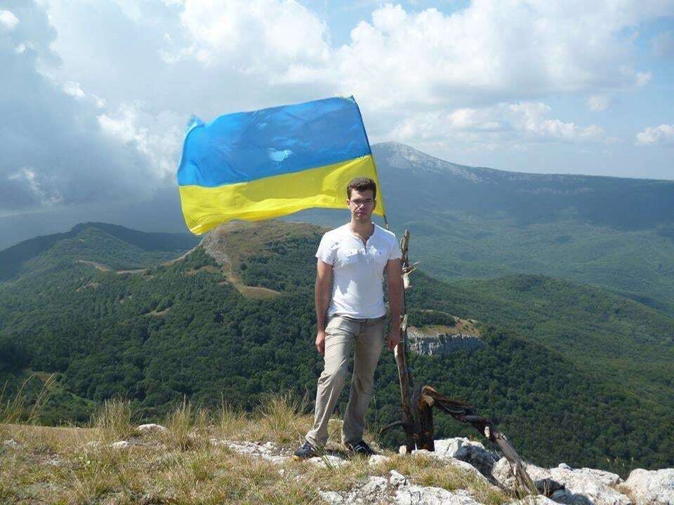 День флага Украины отметил и оккупированный Крым: фотофакт