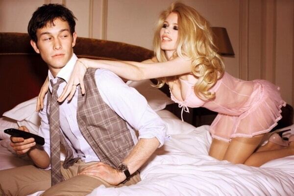 Клаудия Шиффер: лучшие фото яркой модели 90-х, которая с возрастом только краше