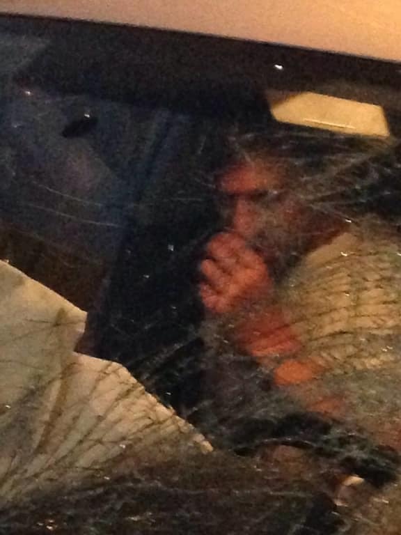 У Києві водія ледь не лінчували після жахливої ДТП на Позняках: фото аварії