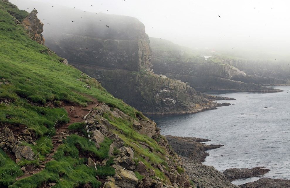 Красивый, но опасный остров Фарерского архипелага - Мичинес