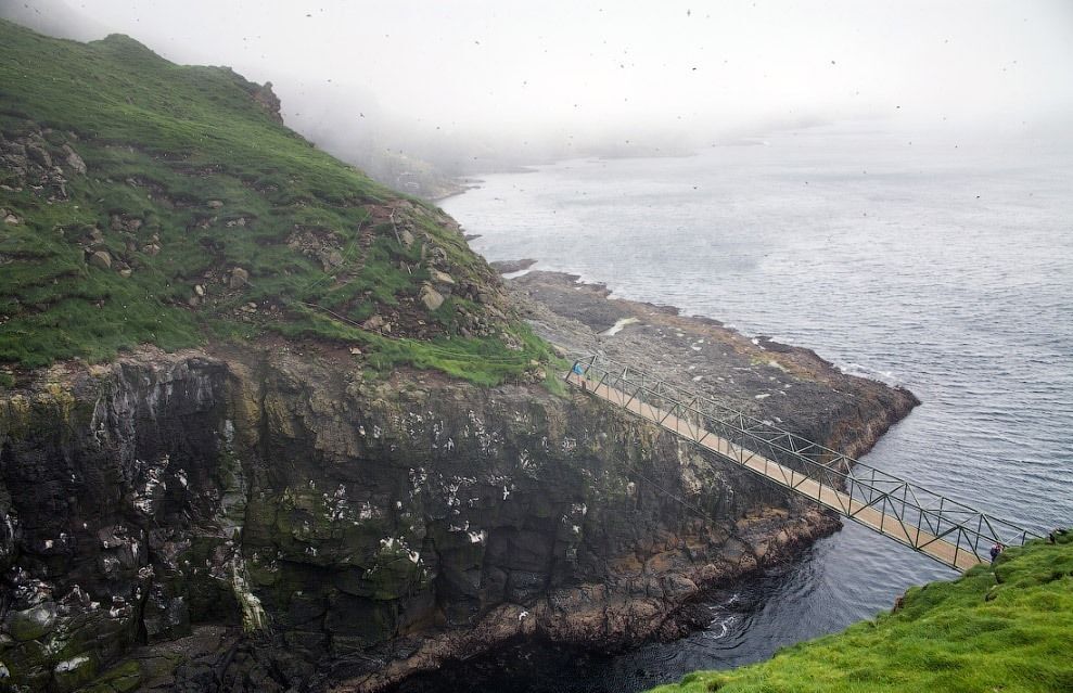 Красивый, но опасный остров Фарерского архипелага - Мичинес