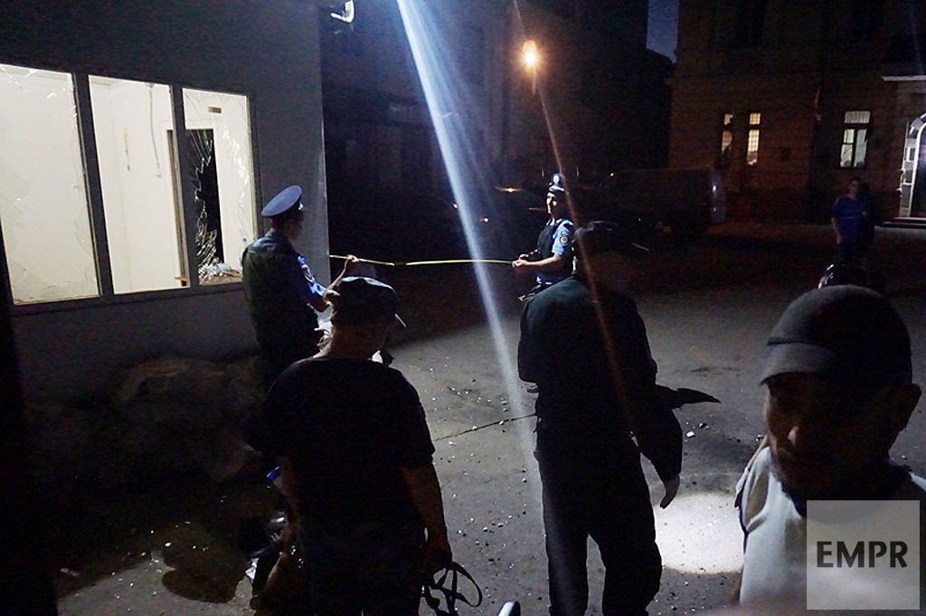 В Одесі невідомі підірвали штаб "Самооборони": опубліковано фото, відео
