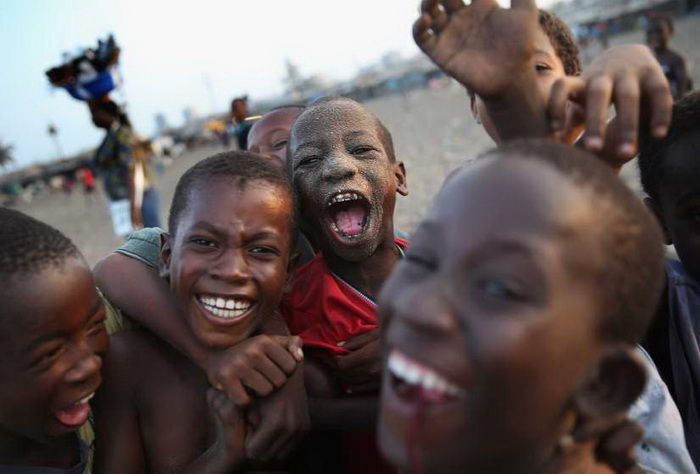 Испытание эпидемией: фото людей, переживших вирус Эбола