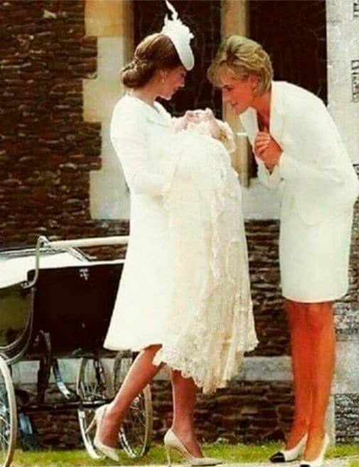 Смонтированное фото принцессы Дианы с внучкой вызвало скандал
