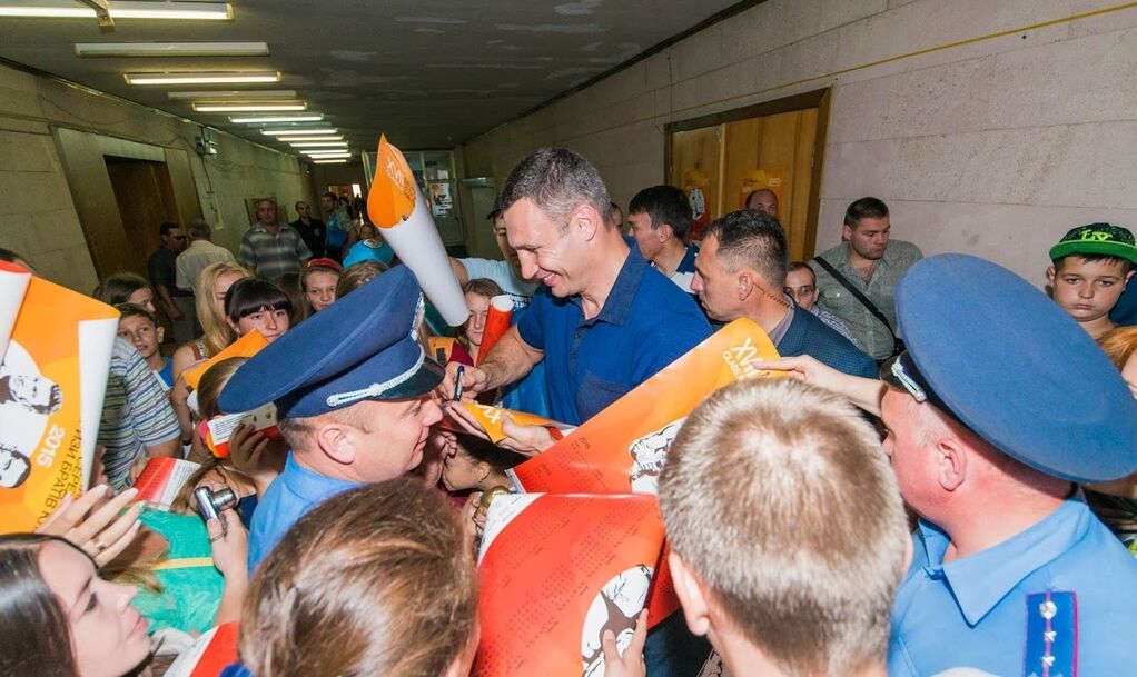 Украина разгромно выиграла международный турнир по боксу: яркие фото