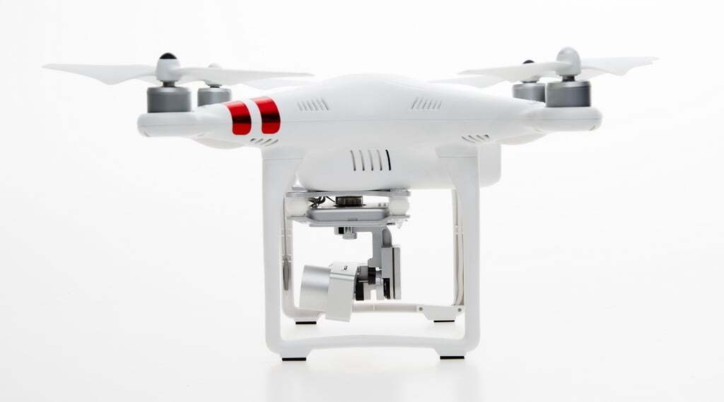 DJI представляет Phantom 3 Standard — дрон для начинающих пилотов