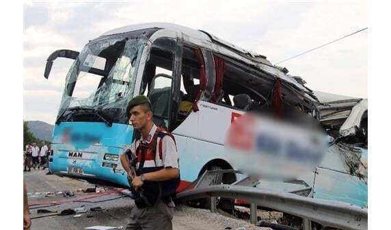 У Туреччині перекинувся автобус з українцями та росіянами: є жертви
