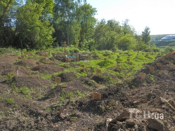 У Ростові розростається цвинтар-привид з могилами невідомих: опубліковані фото
