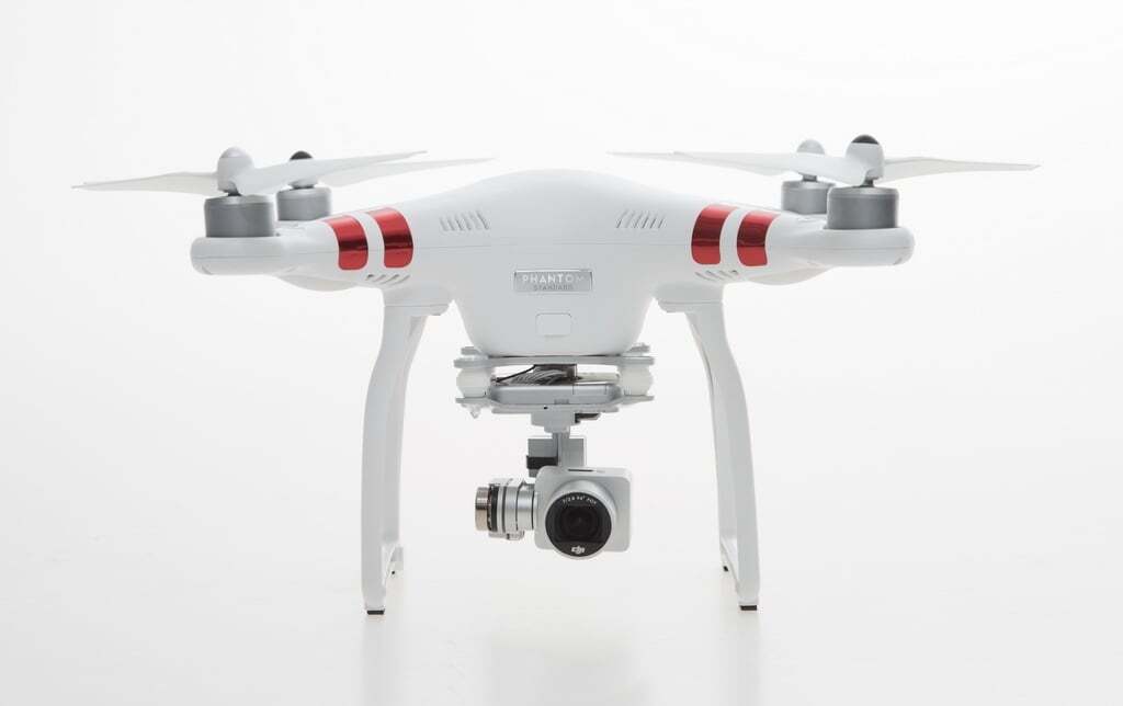 DJI представляет Phantom 3 Standard — дрон для начинающих пилотов