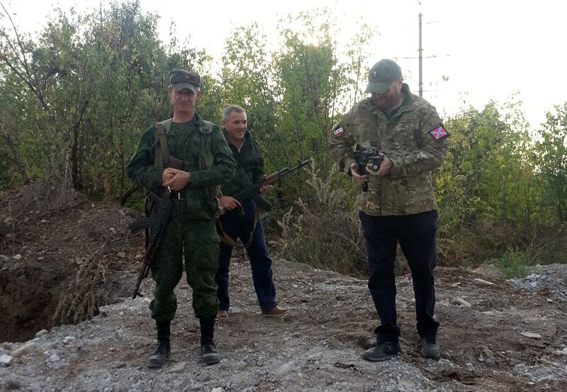 Російський депутат Мілонов постріляв на Донбасі: фото- і відеофакт