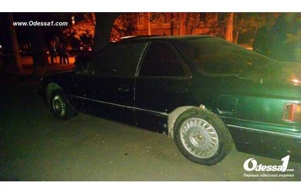 Ночью в Одессе взорвали гранату: фоторепортаж