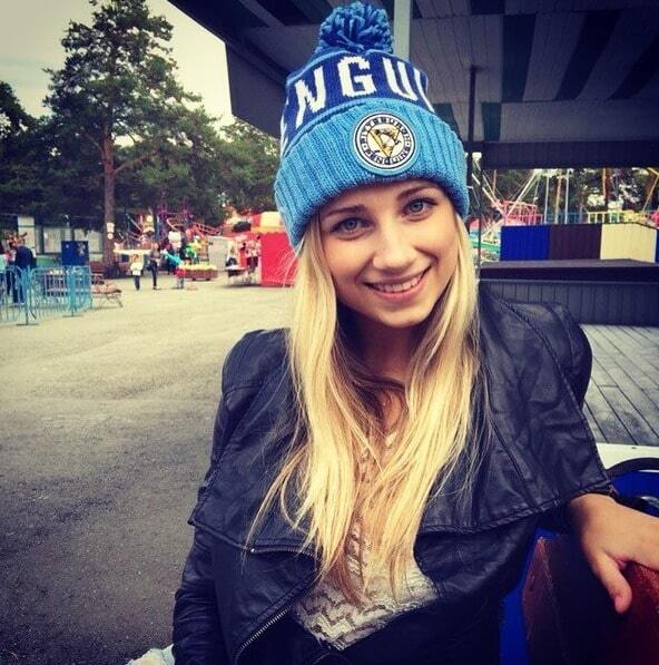 Соцсети влюбились в девушку-арбитра: фото красавицы