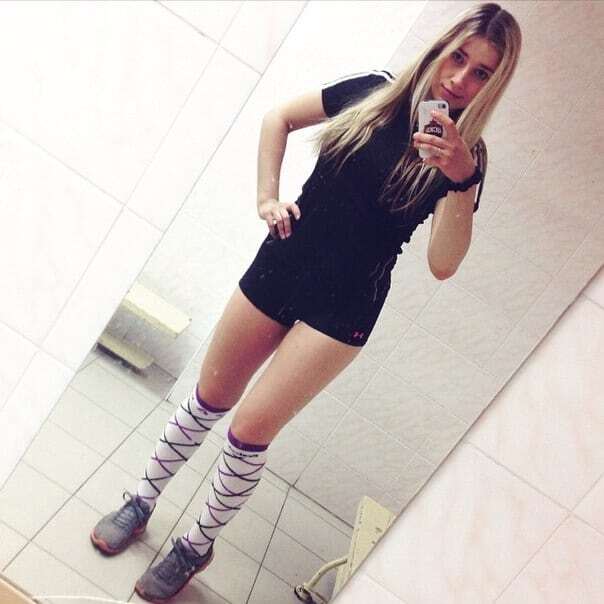 Соцсети влюбились в девушку-арбитра: фото красавицы