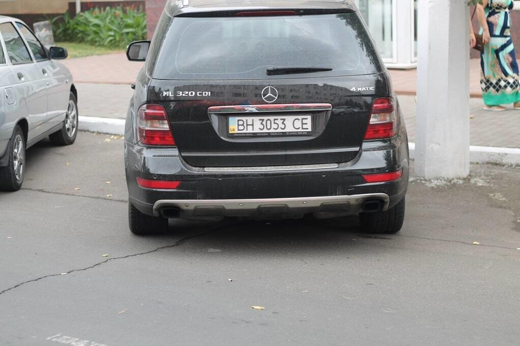 "Чтоб я так жил!" Автопарк кандидатов в прокуроры поразил своей роскошью. Фоторепортаж