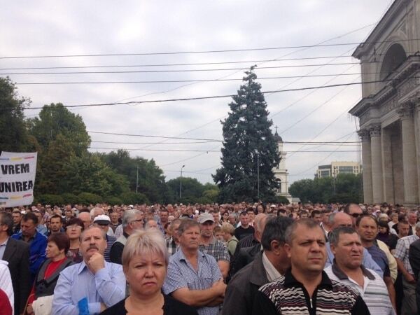 У Кишиневі поновилася акція протесту: опубліковані фото